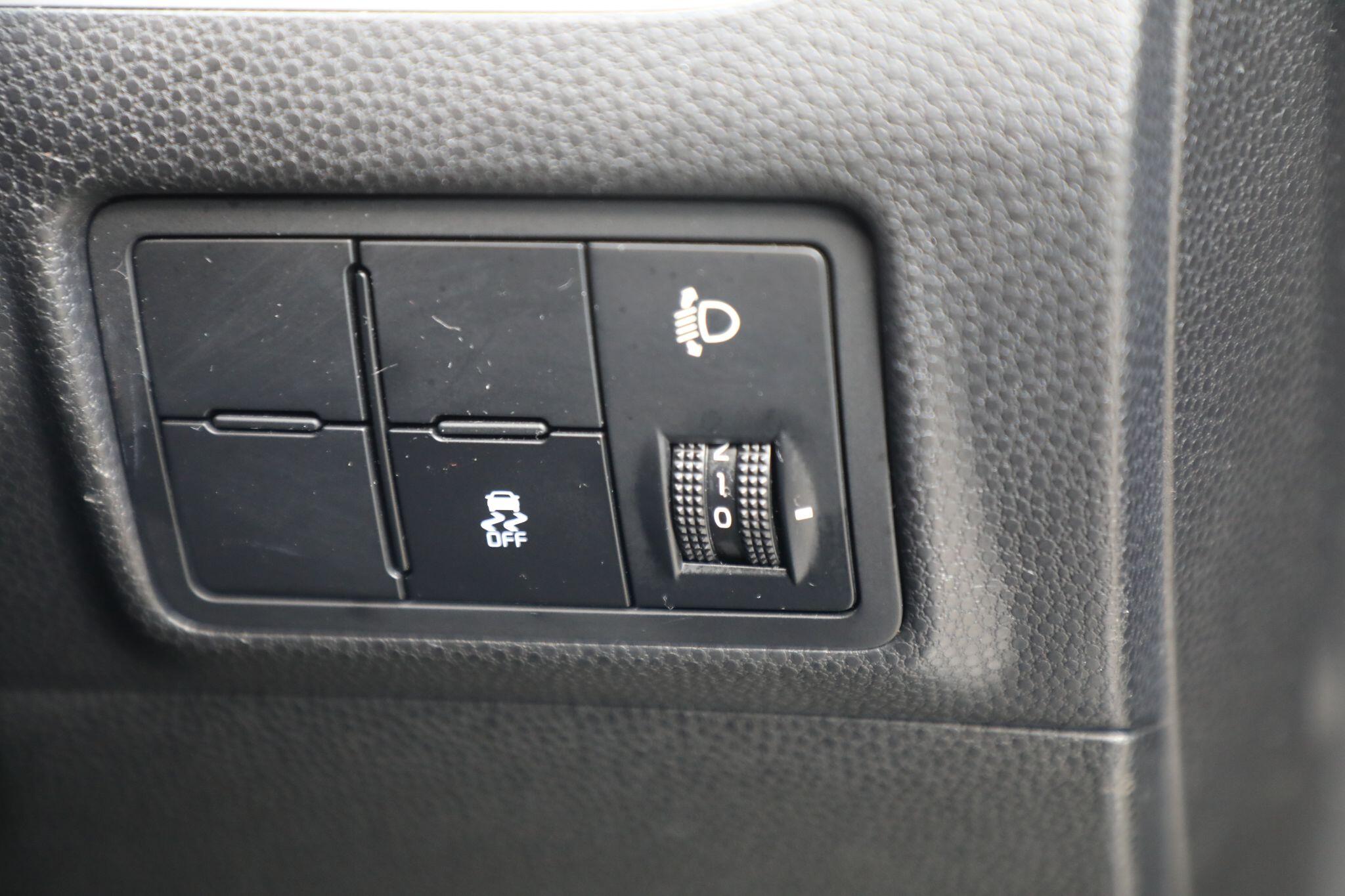 Large vehicle image